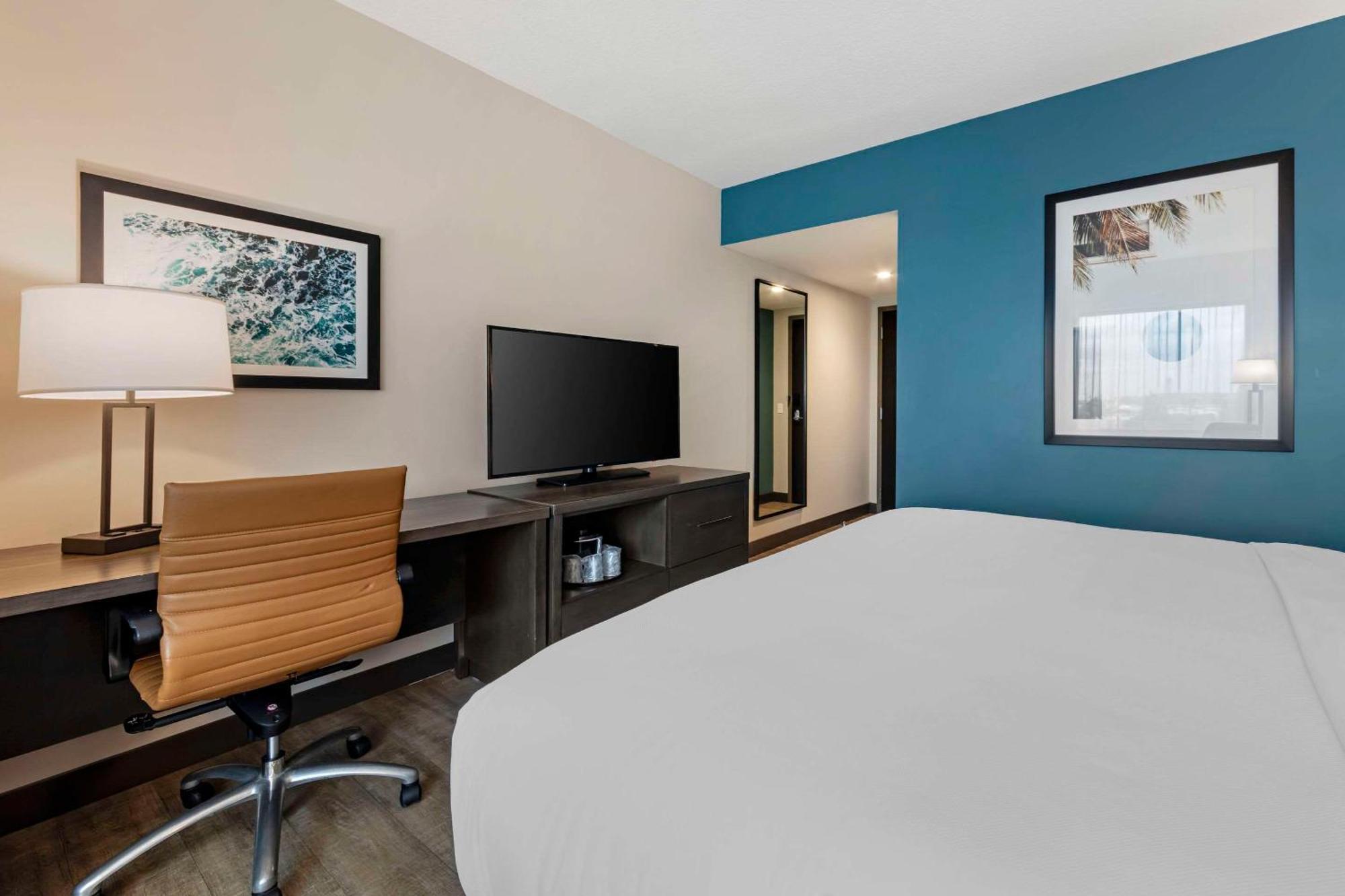 Comfort Inn & Suites Miami International Airport Miami Springs Esterno foto
